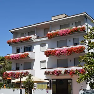 Orchidea Marina 2*, Tirrenia Italien
